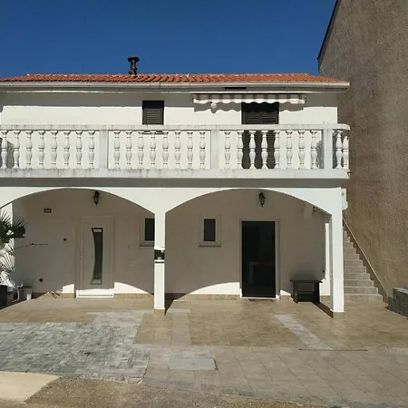 Appartamento With A Parking Space Nska, Krk - 21855 Malinska